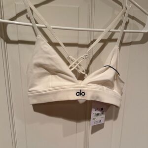 NWT Women’s Alo Yoga Splendor Bra Ivory Color XS